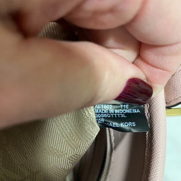 Michael Kors Jet Set Medium Saffiano Leather Tote Pink - Picture 9 of 12